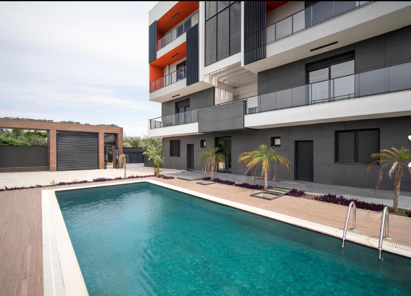 Antalya Havalimanina Yakin Havuzlu 1+1 Lux Daire Exterior photo